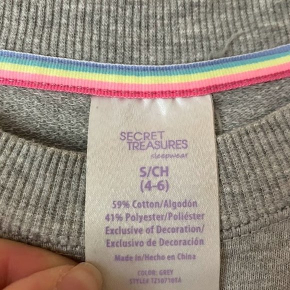 Long-Sleeve Sweater - Picture 3 of 3